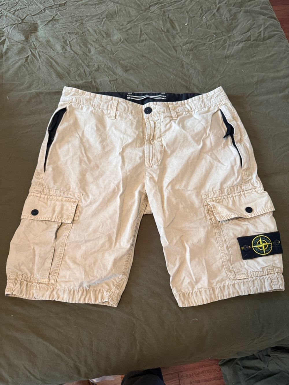 Stone Island Light Beige Cargo Shorts with Badge